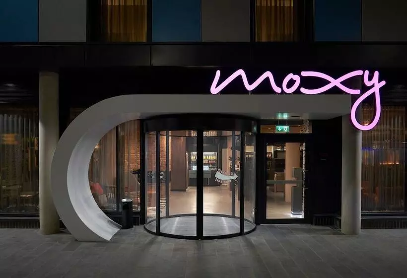 Hotelli Moxy Slough