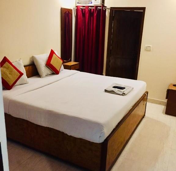 فندق Sherawat Inn