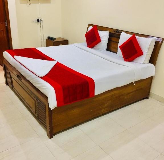 فندق Sherawat Inn