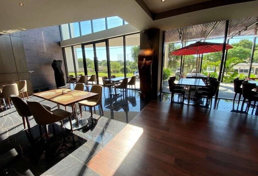 هتل Swissôtel Santa Cruz De La Sierra