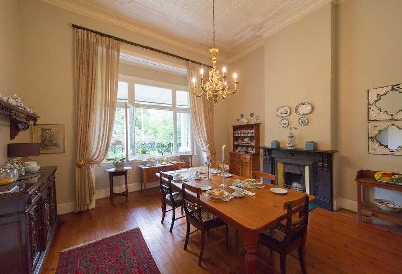 بنسيون One Of Our Top Picks In Pretoria  Lovely Spacious Room With Breakfast