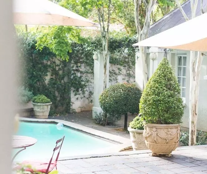 Majatalo One Of Our Top Picks In Pretoria  Lovely Spacious Room With Breakfast