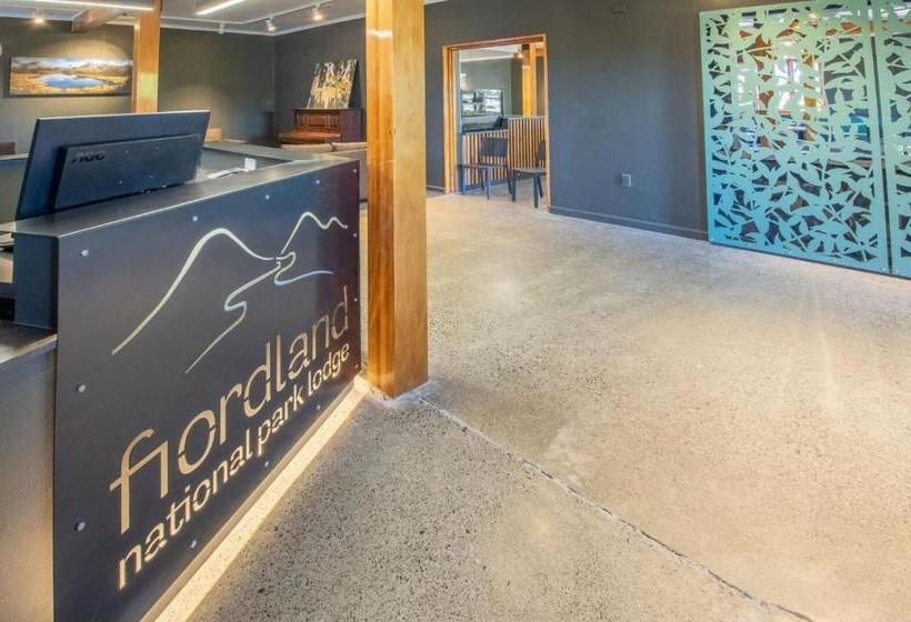 Hospedaria Lone Moose Backpackers