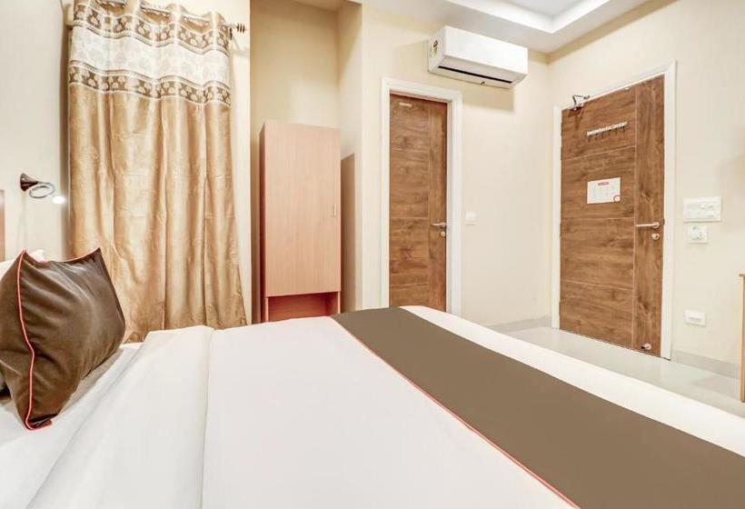 Hotel Collection O 76462 Pulpehladpur