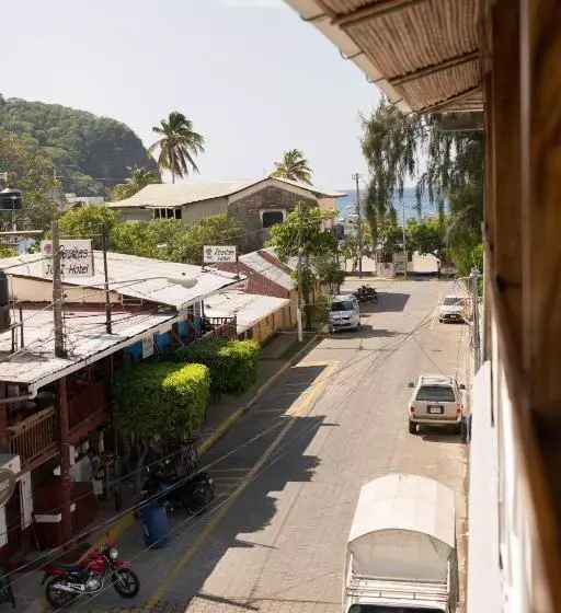 Hotelli El Caite San Juan Del Sur