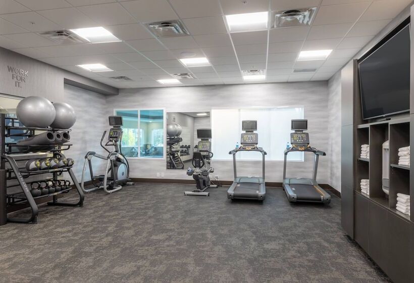 ホテル Fairfield Inn & Suites By Marriott Salmon Arm