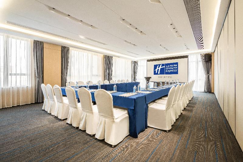 Otel Holiday Inn Express Jinjiang Anhai, An Ihg