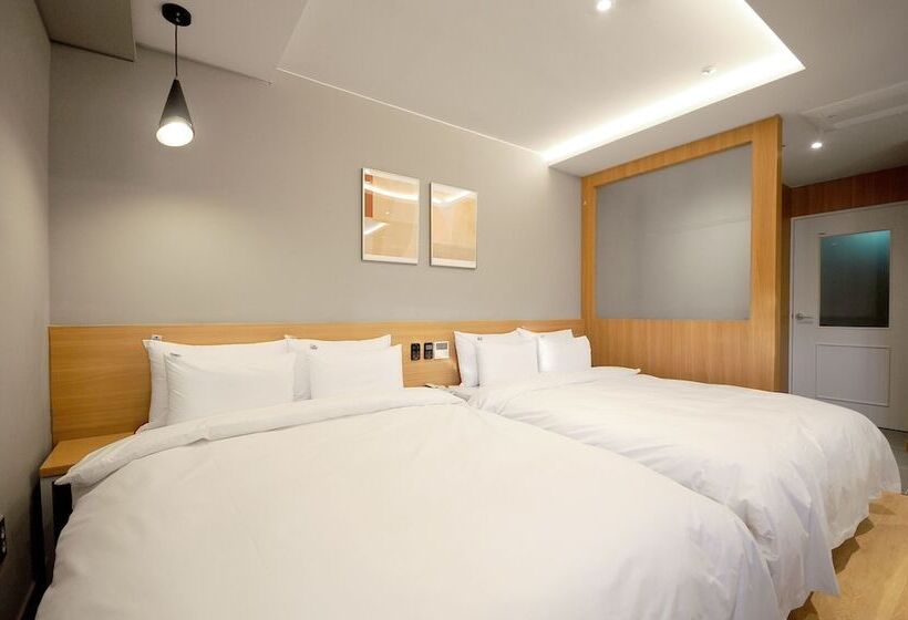 Gijang Hound Hotel Ilgwang