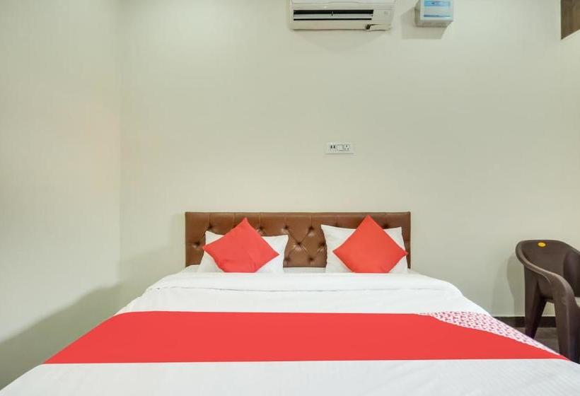 Hotel Oyo 75886  Relation