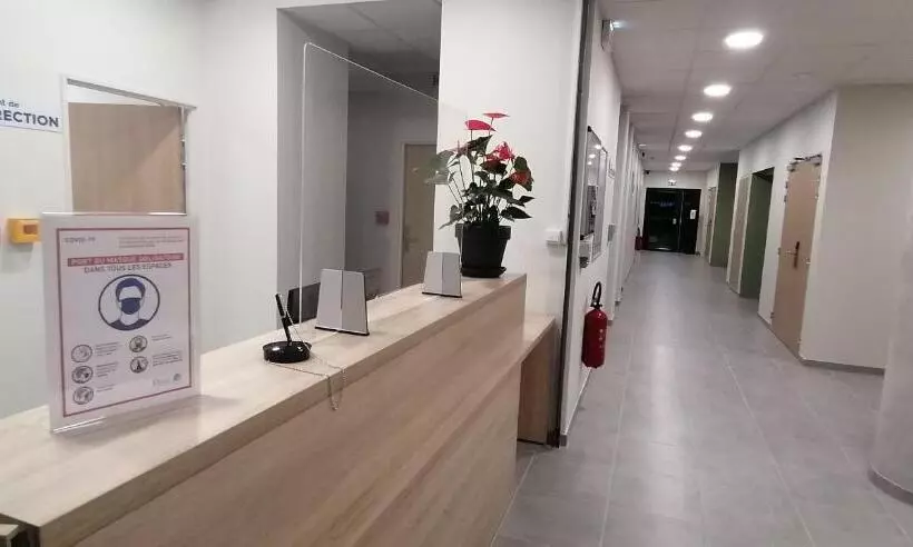 ホテル Parme Etape