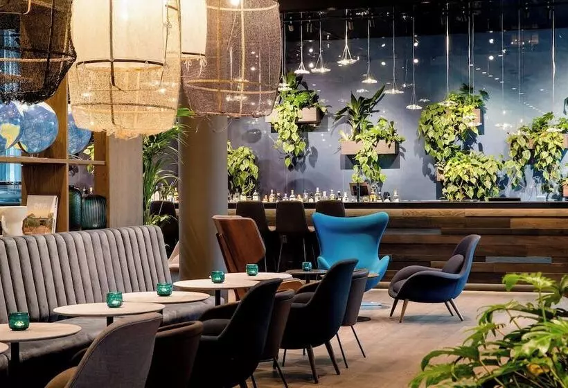 Motel One Bonn Hauptbahnhof