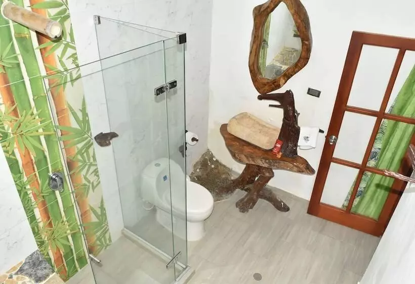 ペンション Eco Hostal Kuima