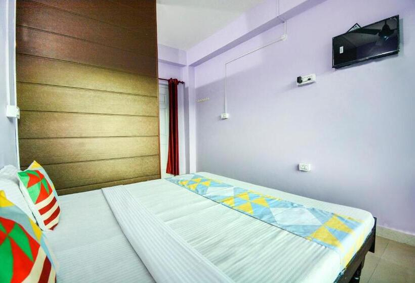 פנסיון Flagship The Alpine Homes