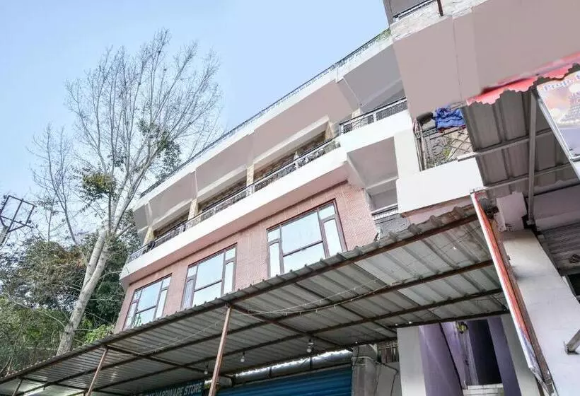 پانسیون Flagship The Alpine Homes