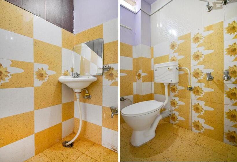 פנסיון Flagship The Alpine Homes