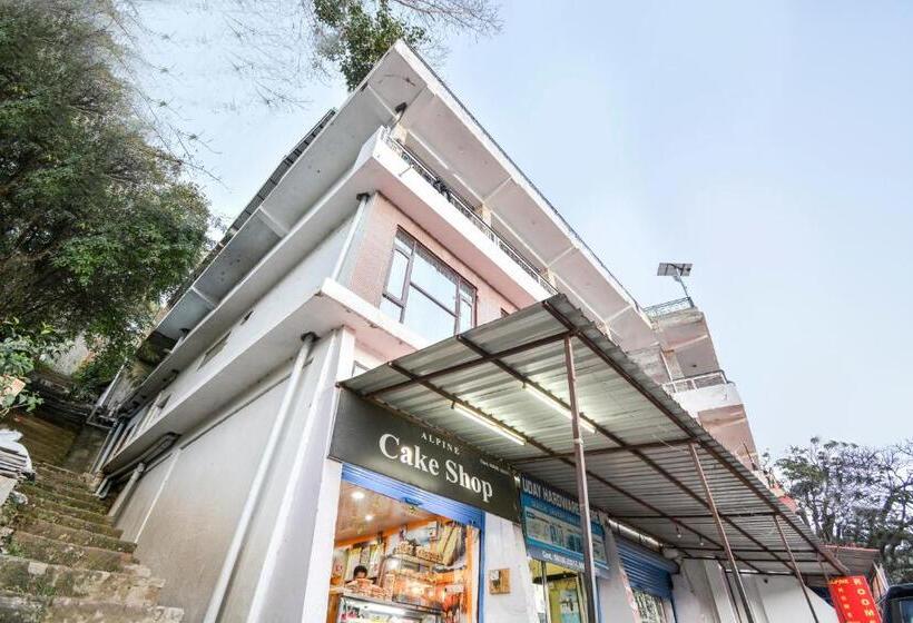 פנסיון Flagship The Alpine Homes