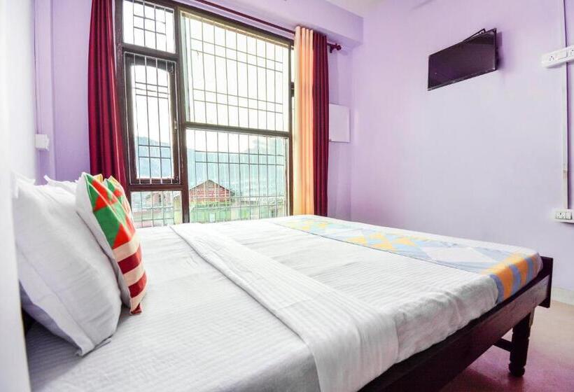 פנסיון Flagship The Alpine Homes