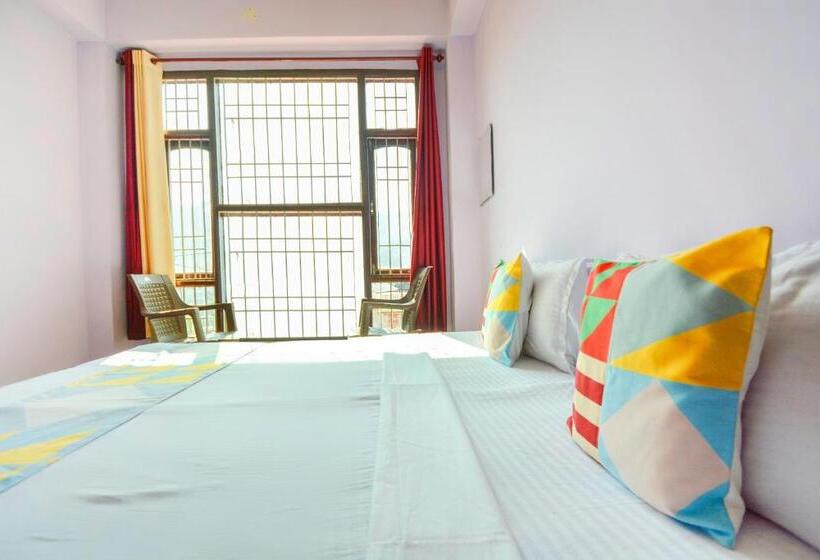 פנסיון Flagship The Alpine Homes