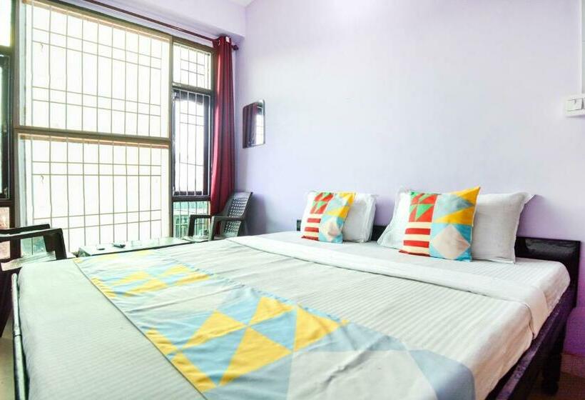 פנסיון Flagship The Alpine Homes