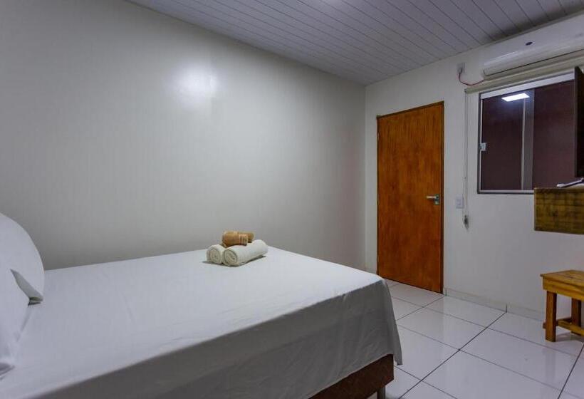 پانسیون Pousada Salome