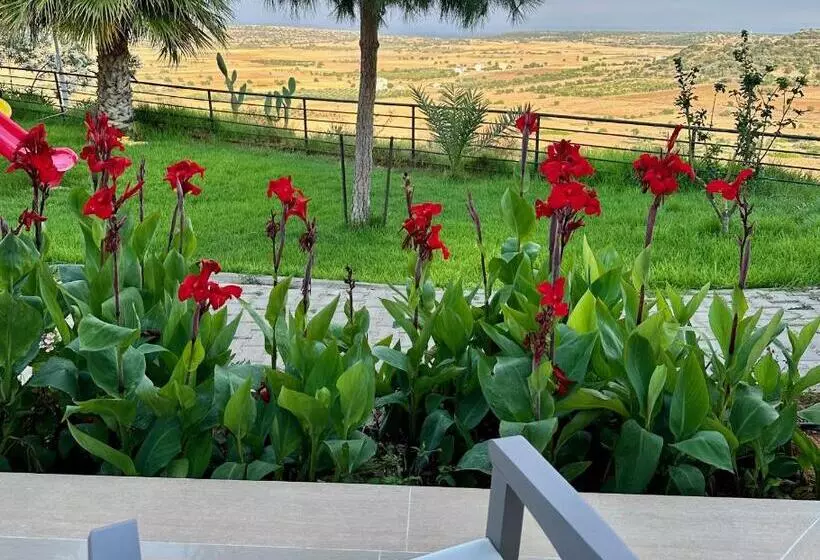 استراحتگاه Celebi Garden Hotel   Cittaslow Retreat