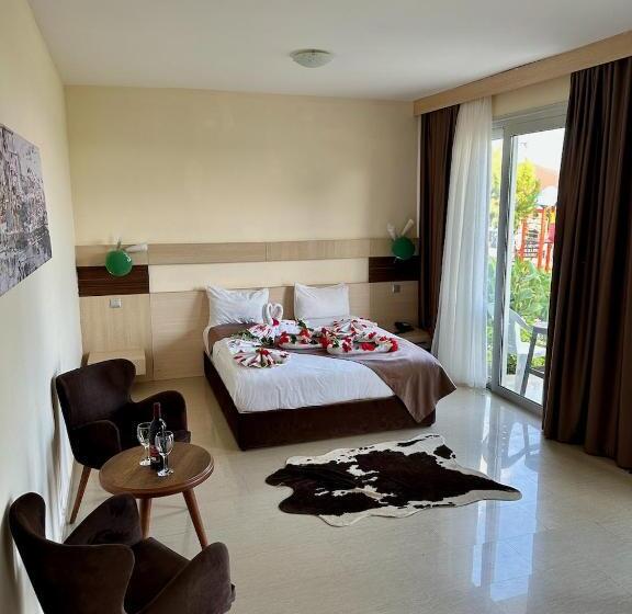 استراحتگاه Celebi Garden Hotel   Cittaslow Retreat