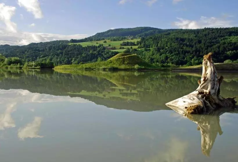 Retkeilymaja Gasthaus Gostišče Trattoria Ogris