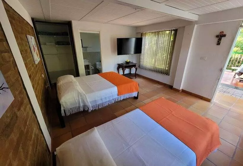 Finca Hotel Camarpa