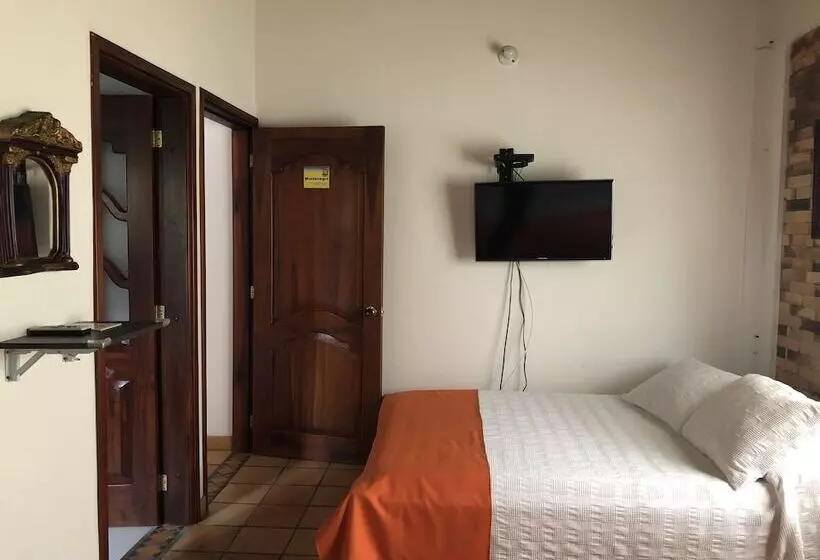 Finca Hotel Camarpa