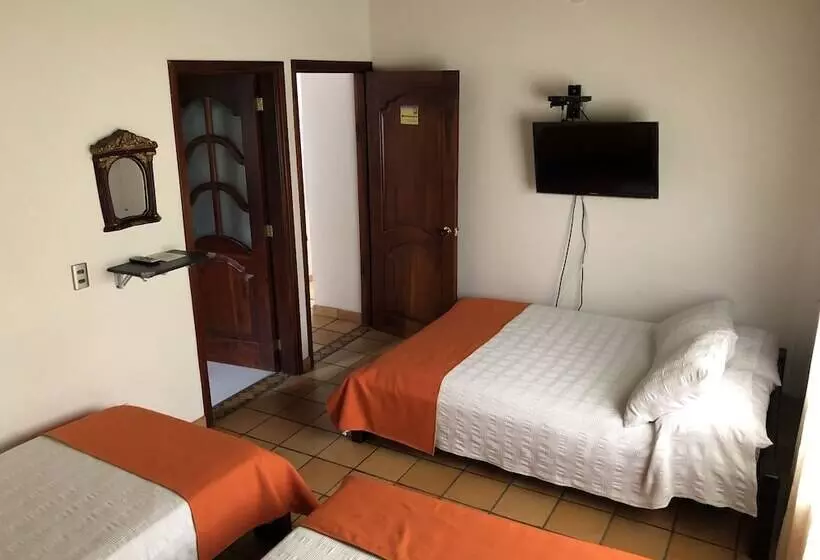Finca Hotel Camarpa