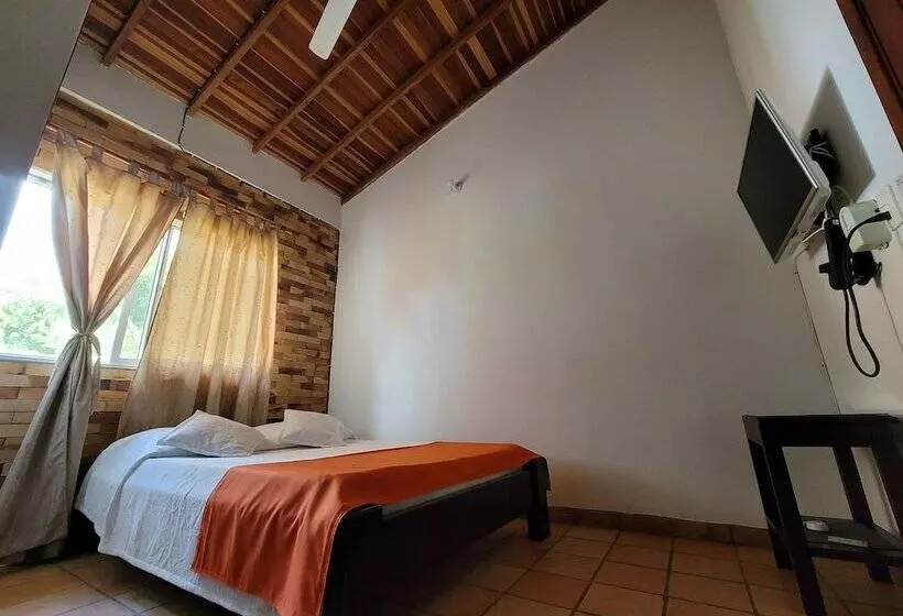 Finca Hotel Camarpa