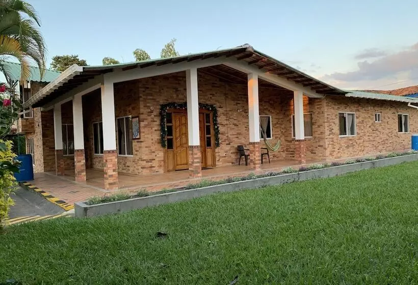 Finca Hotel Camarpa