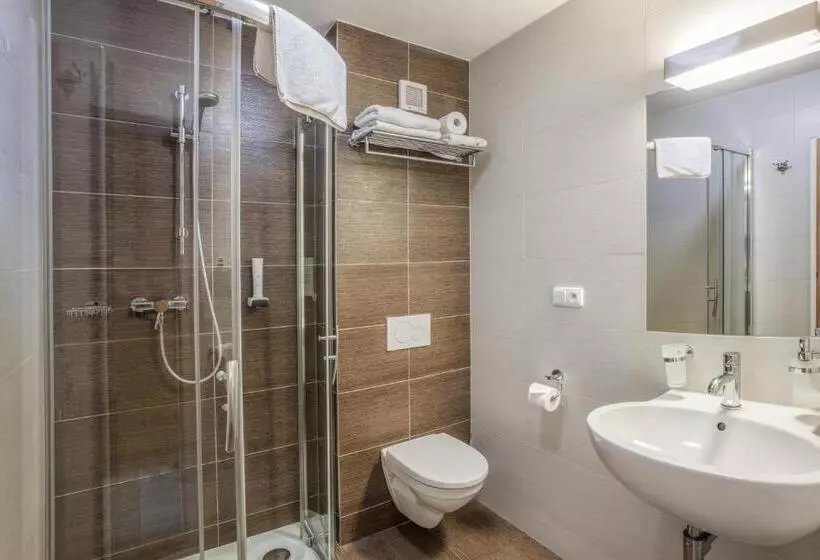 Hotelli Lidový Dům