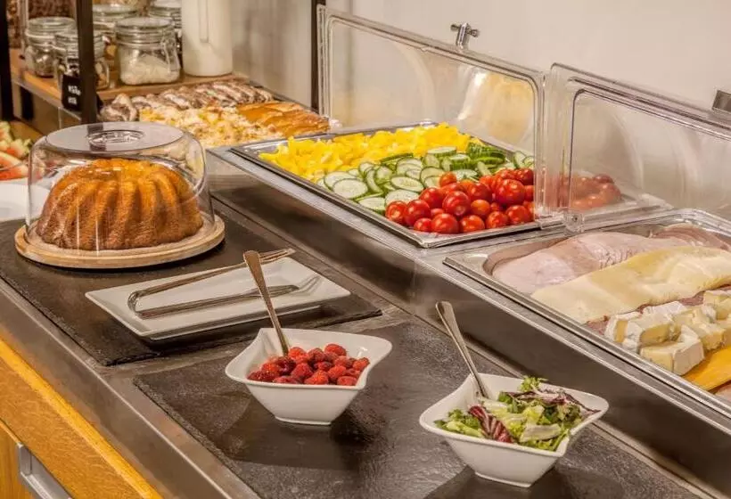 Hotelli Lidový Dům