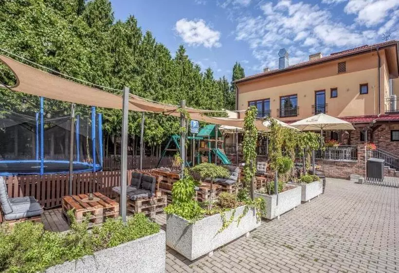 Hotelli Lidový Dům