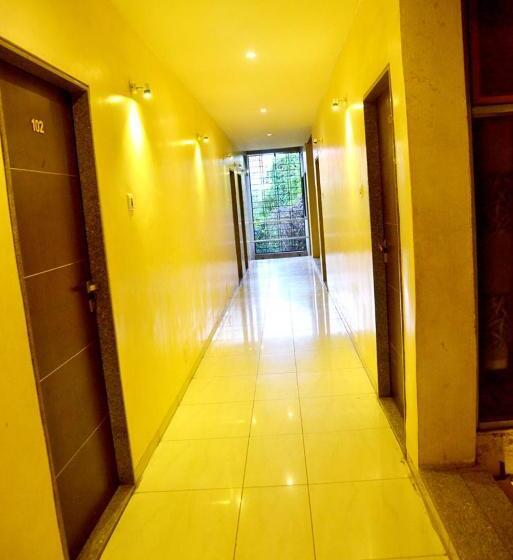 Hotel Pandharinath Lodge