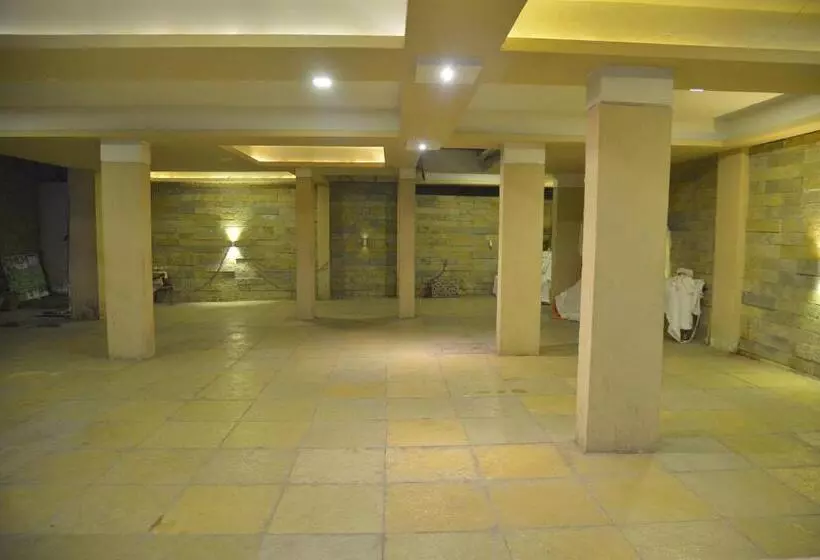 Hotelli Pandharinath Lodge