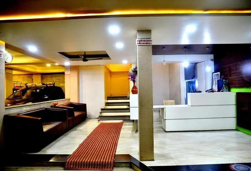 ホテル Pandharinath Lodge