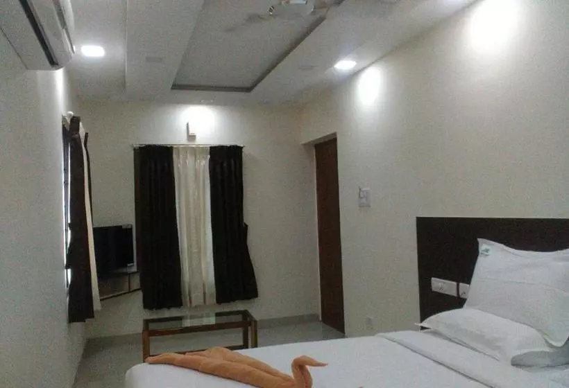 Hotelli Sri Nivas Guest House