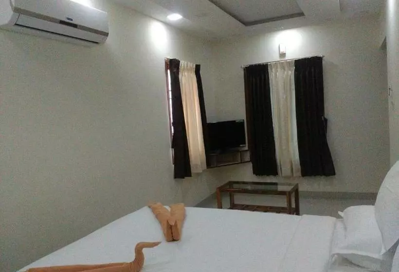 Hotelli Sri Nivas Guest House