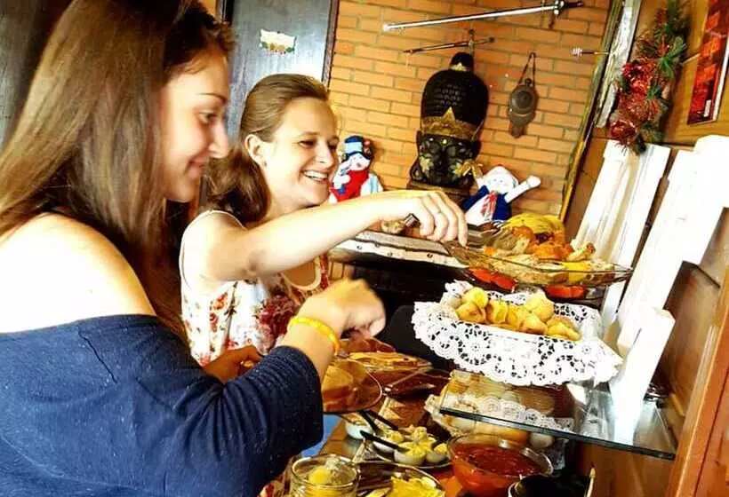 Albergue Explorer   Hostel