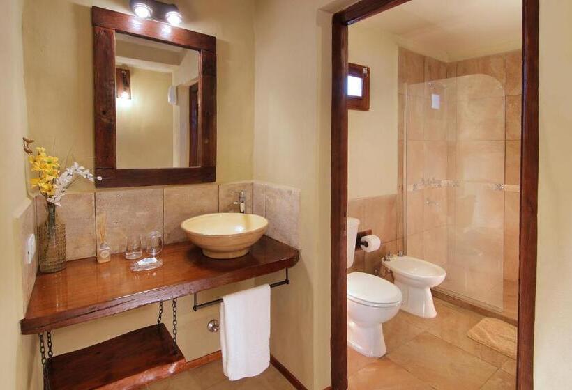 Hostel Cabañas La Matera