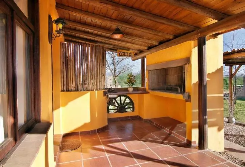 Retkeilymaja Cabañas La Matera