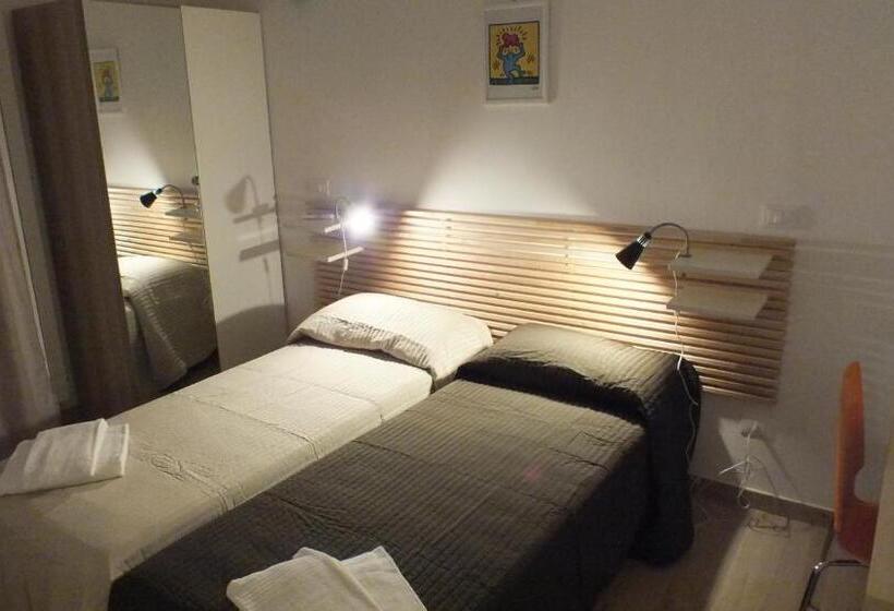 تختخواب و صبحانه My Bnb Pisa