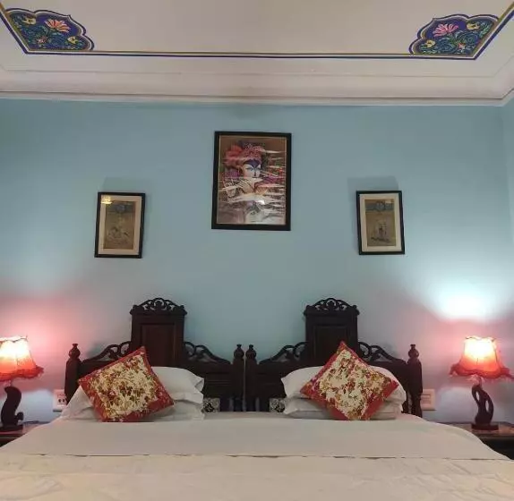 هتل Bundi Inn   A Heritage Boutique Haveli