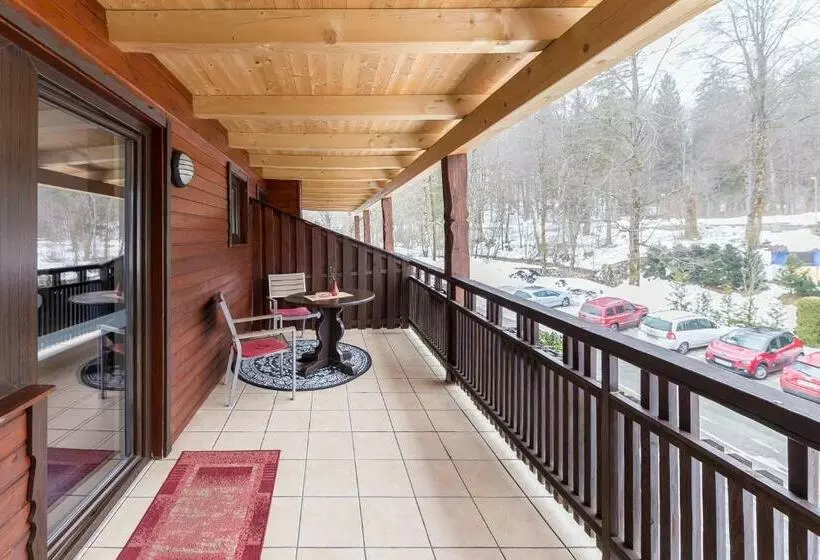 هتل Center Bohinjsko Jezero