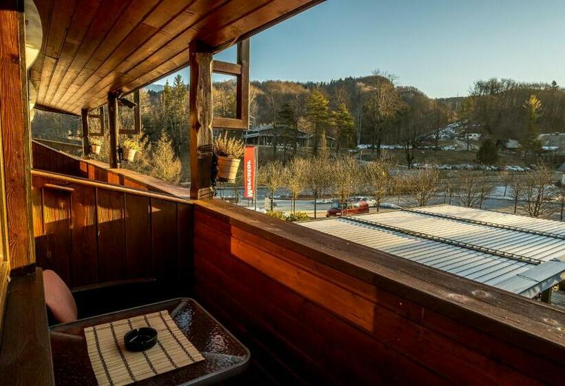 هتل Center Bohinjsko Jezero