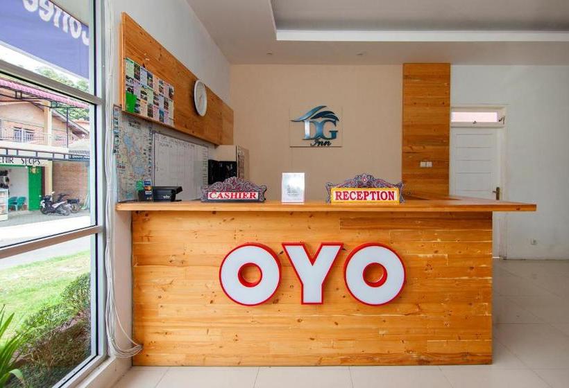 Hotell Oyo 1812 Dg Inn