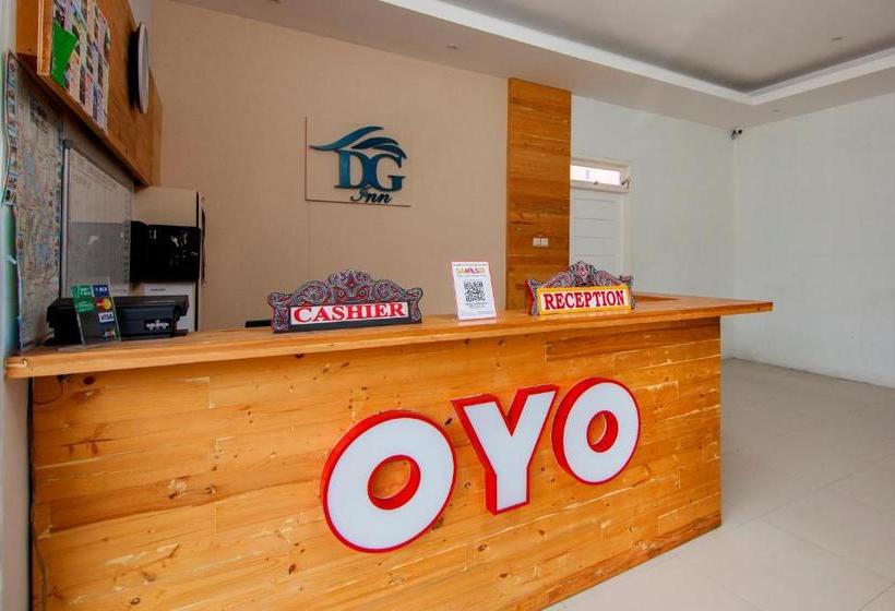 Hotell Oyo 1812 Dg Inn