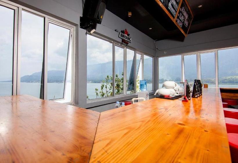 Hotell Oyo 1812 Dg Inn